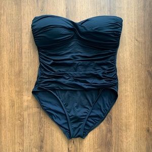 La Blanca black strapless bathing suit, size 8